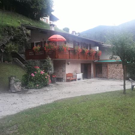 Casetta Indipendente Nel Verde Per 2/3 Persone Breguzzo Bagian luar foto