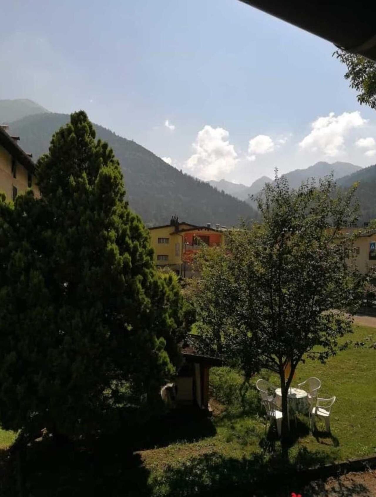Casetta Indipendente Nel Verde Per 2/3 Persone Breguzzo Bagian luar foto